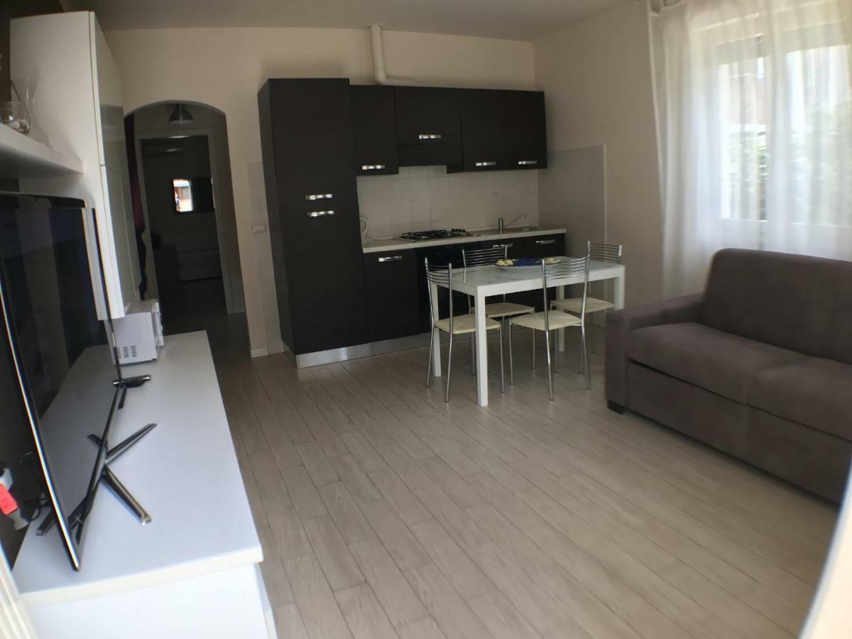 Casa Vacanze Vespucci トッレ・デル・ラーゴ・プッチーニ エクステリア 写真